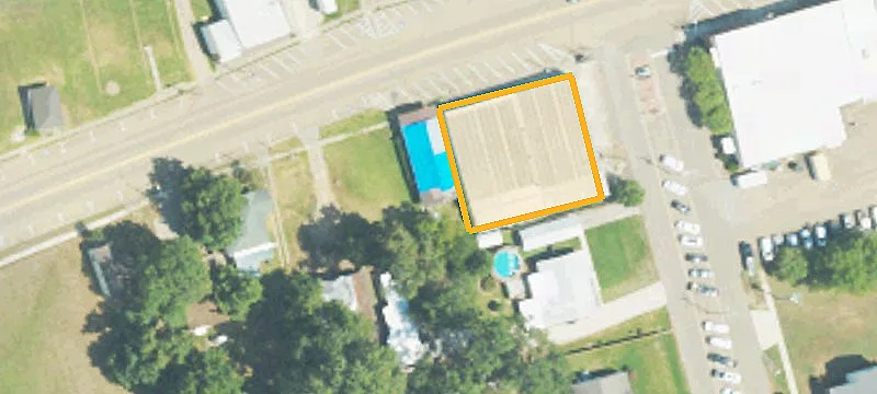 4853 Main St