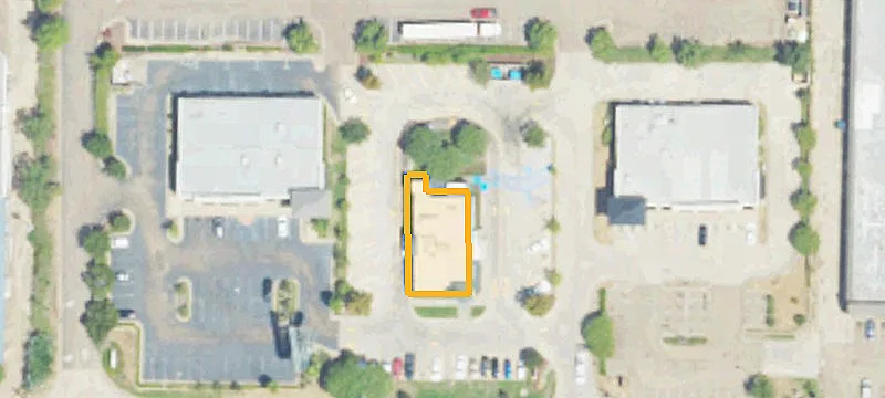 930 County Line Rd