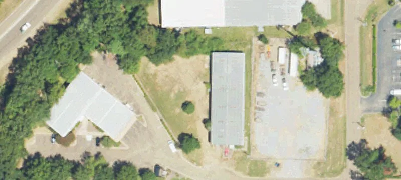 220 Davis Dr