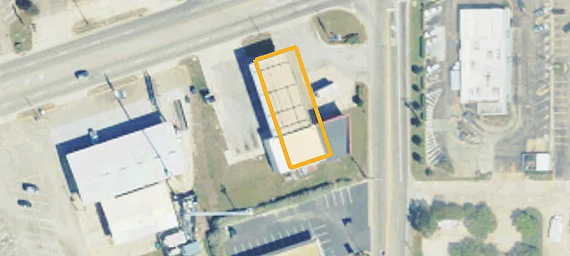 2501 Main St
