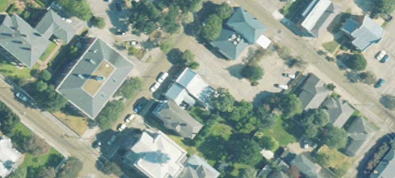 207 Commerce St
