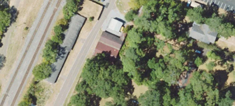 Railrd Ave