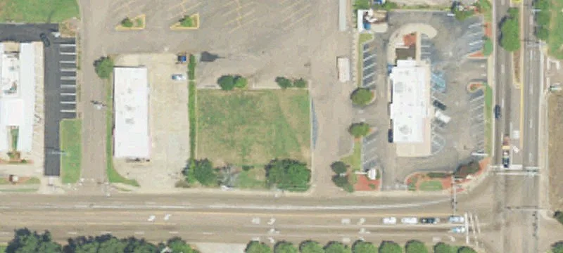 2000 County Line Rd