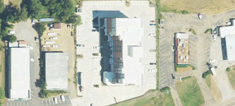 2620 Lakeland Dr