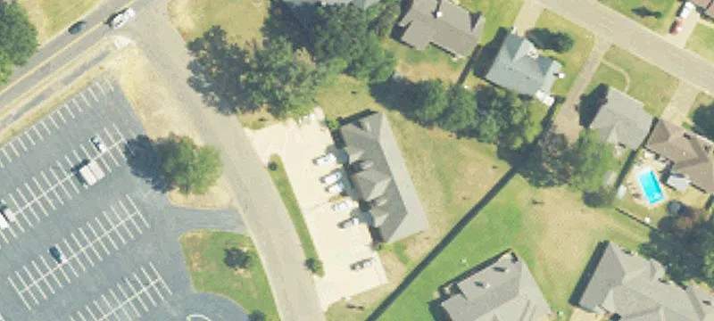 190 Gtwy Dr