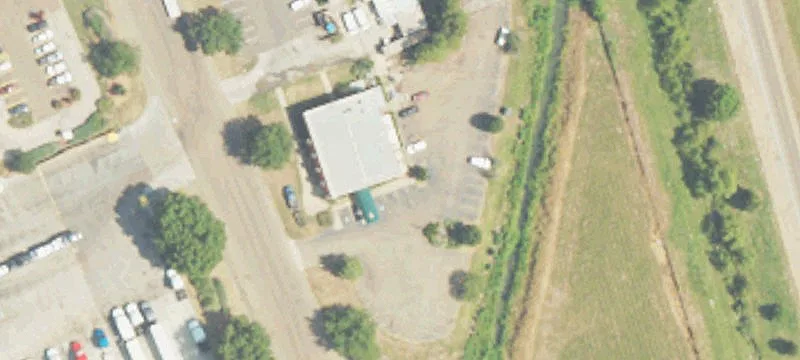 116 Commercial Pkwy