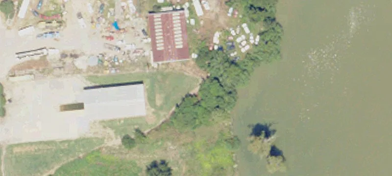 1561 Hwy 1st N
