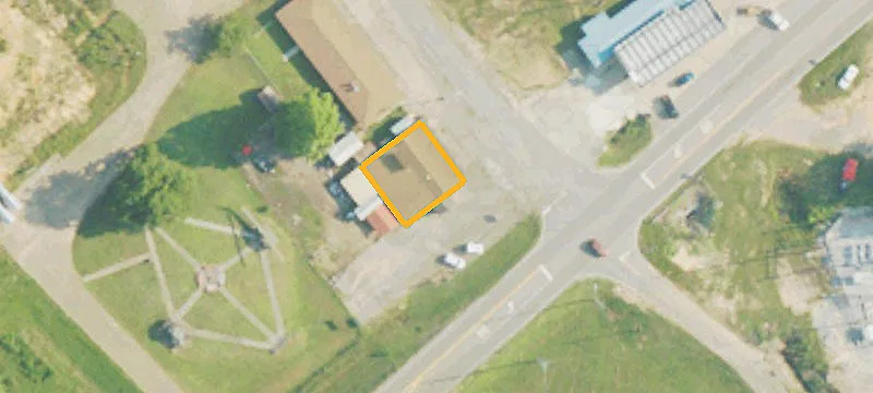 103 Ctr Ave