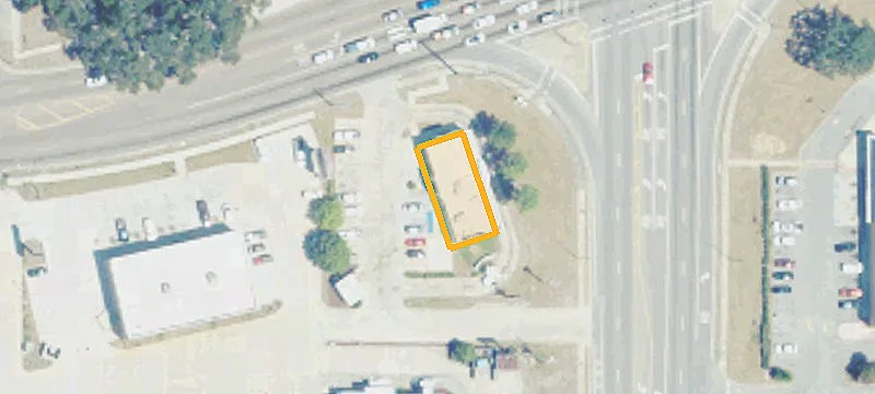 831 Cowan Rd