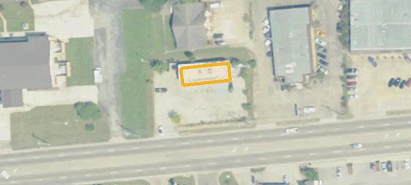2438 Main St