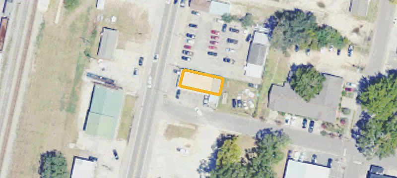 235 Hwy 11th S