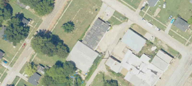 525 Belle Aire St