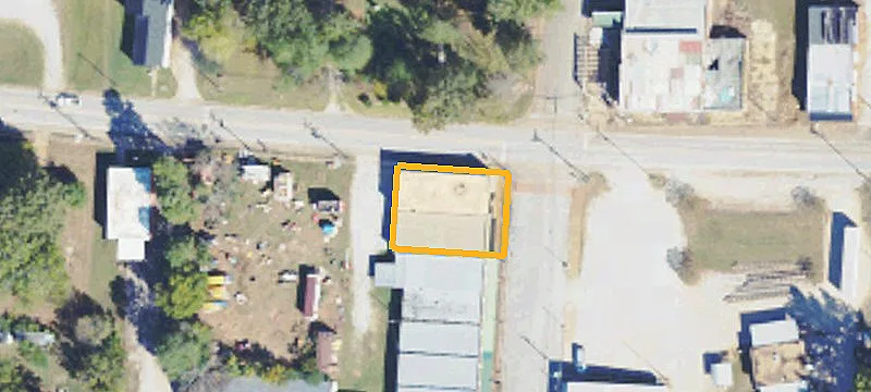 621 Main St