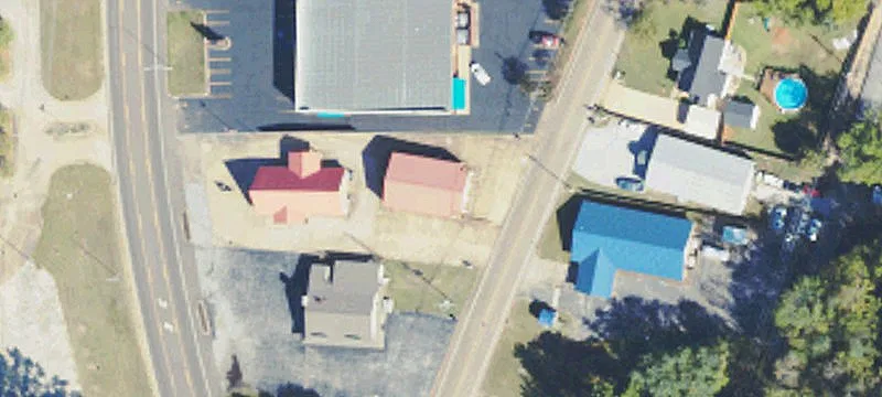 Main St