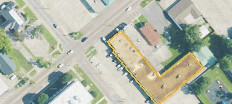 716 Spg St
