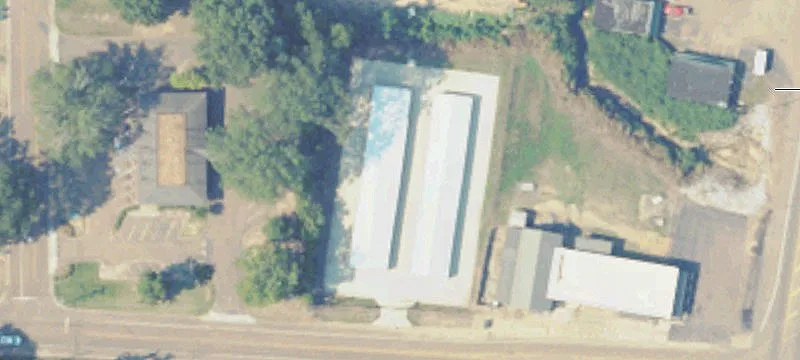 135 Hwy 51st S