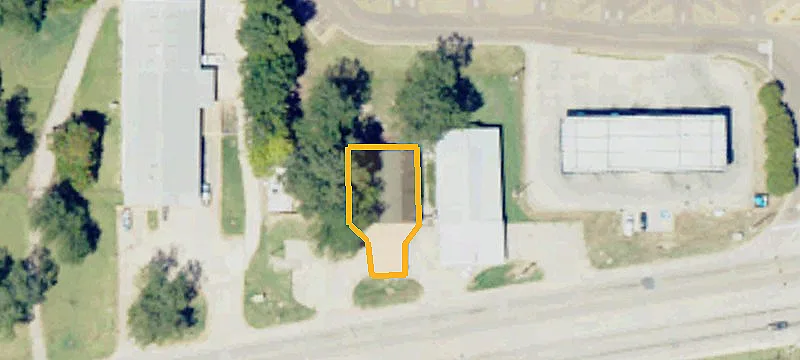 714 Hwy 82nd W