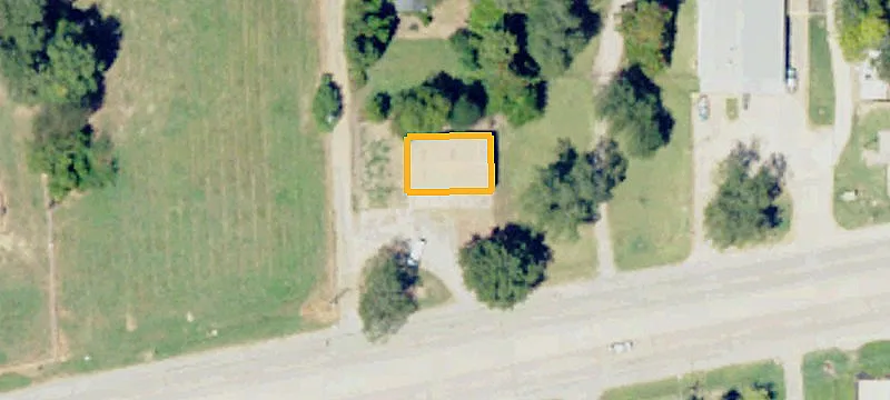 808 Hwy 82nd W