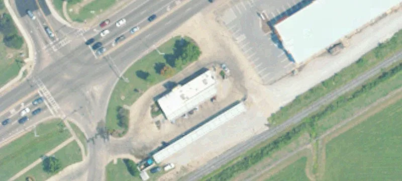 913 Hwy 12th W