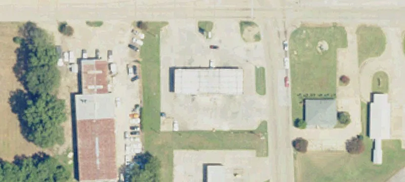 Hwy 8th E