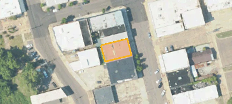 323 Delta Ave