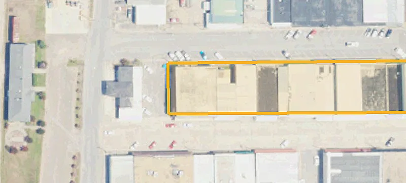 124 Main St