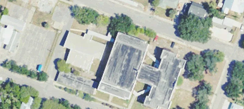 400 2nd St