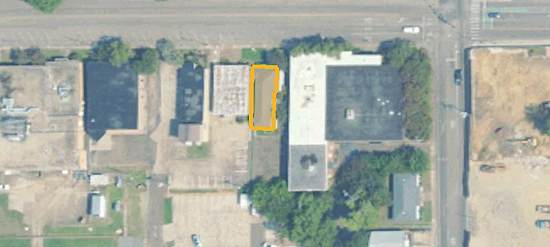 322 University Dr