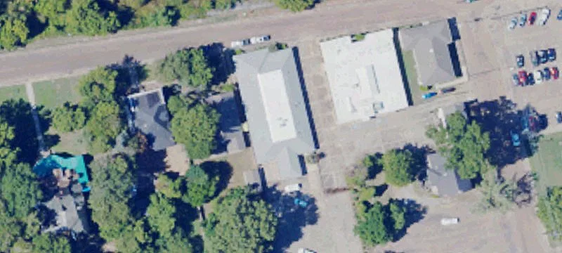 411 Riv Rd