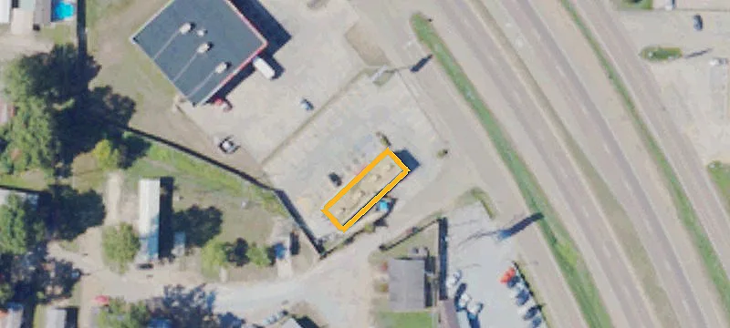 925 Hwy 82nd W