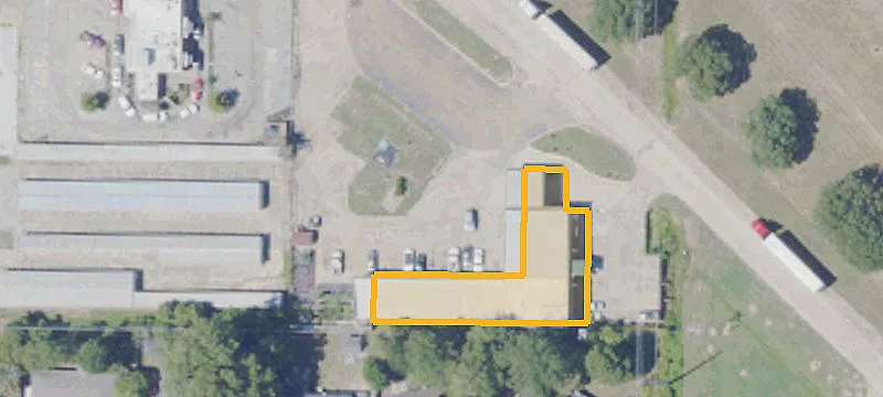 1112 Hwy 82nd E