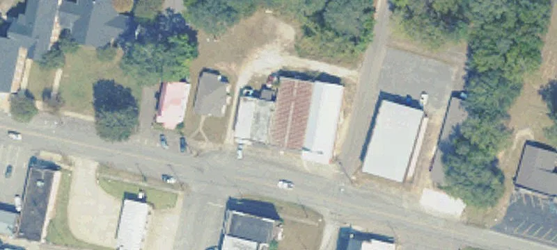 121 Eastport St