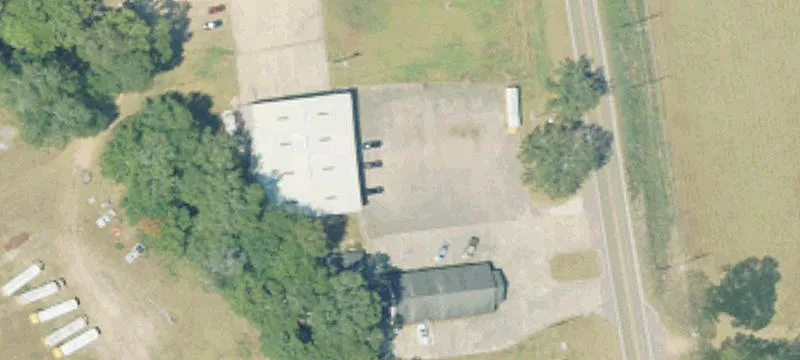 1064 Hwy 48th E
