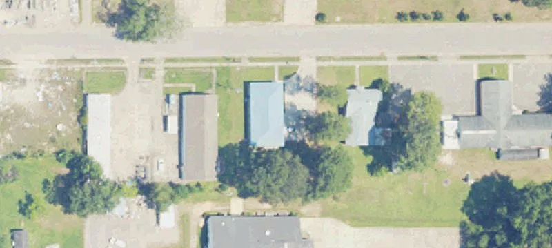 118 Long Blvd