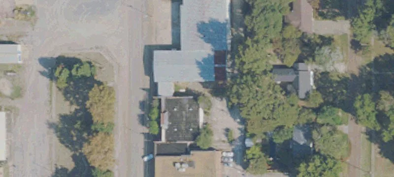 Grand Ave