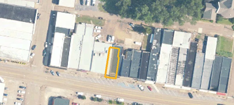 39 Main St