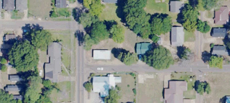 311 Bowie Ln