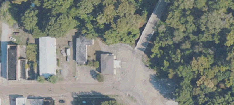 100 Julia St