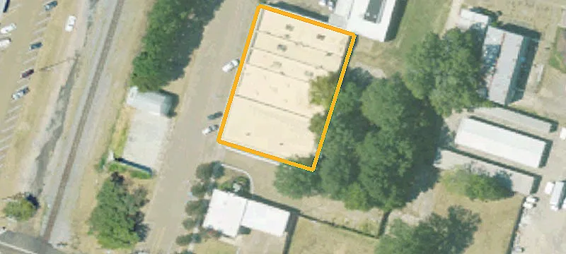 116 Railroad Ave