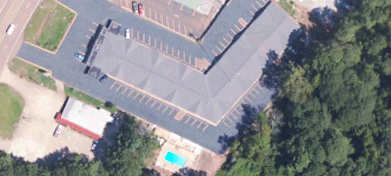 1052 Veterans Memorial Dr