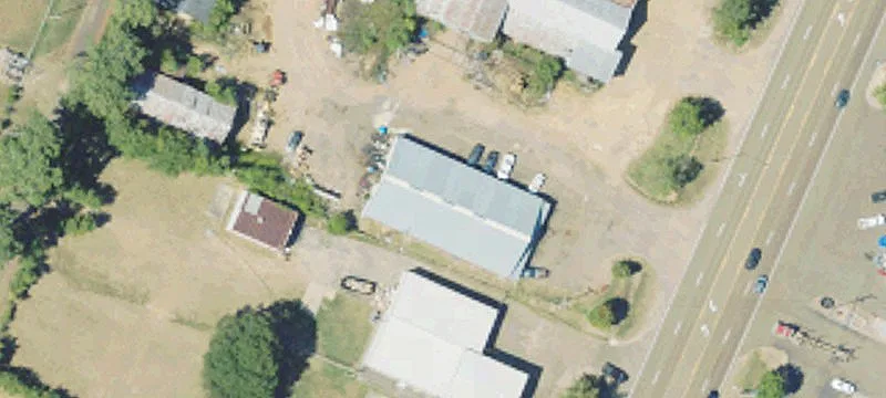1223 Hwy 51st NE