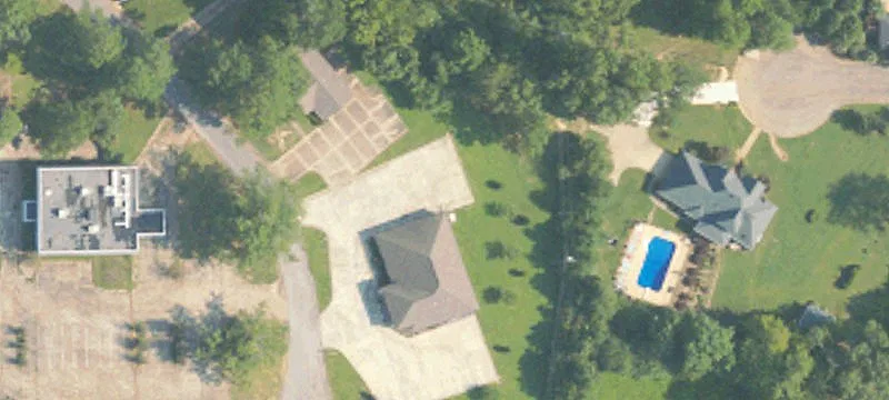 102 Hillcrest Dr