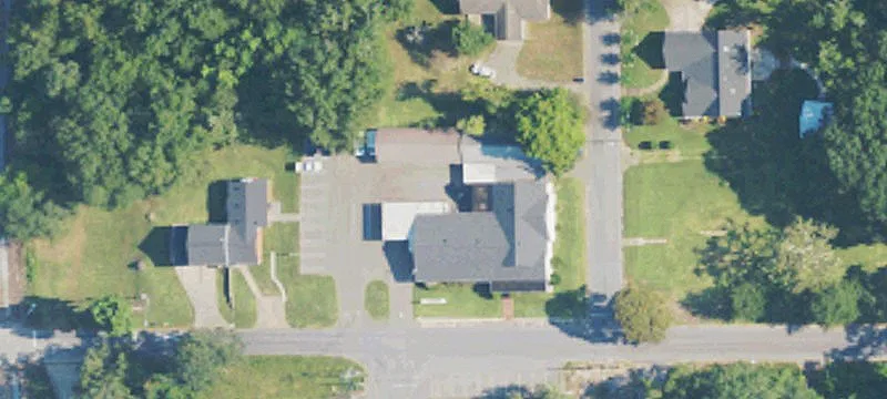 22 4th Ave