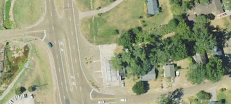 307 Hwy 51st S