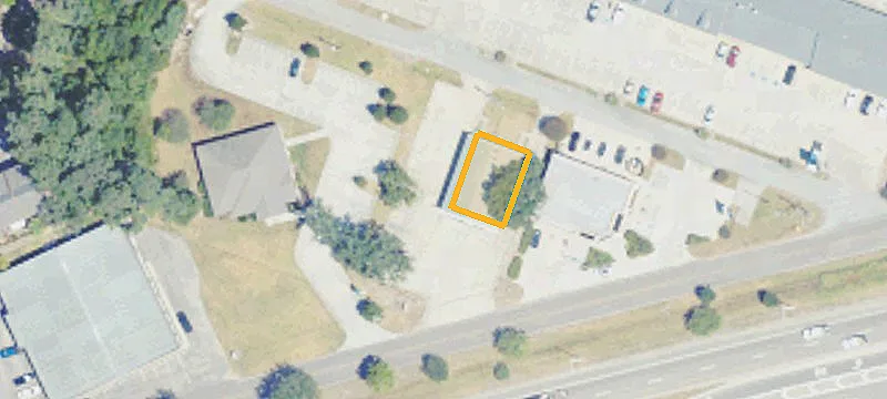 303 Hwy 90