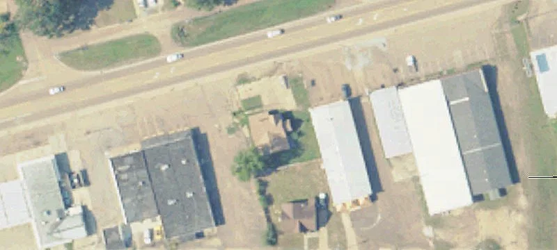 372 Hwy 6th W