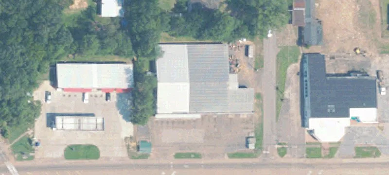 16211 Main St