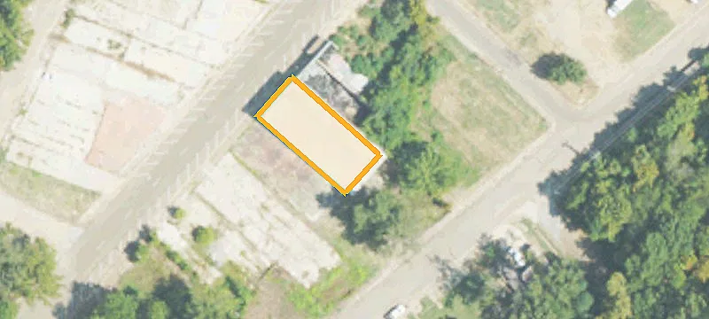 413 Main St