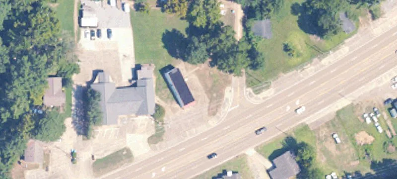 888 Lakeview Dr