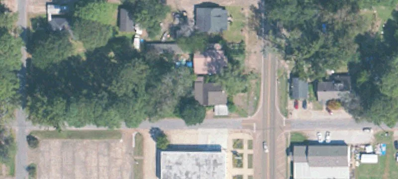 301 Main St